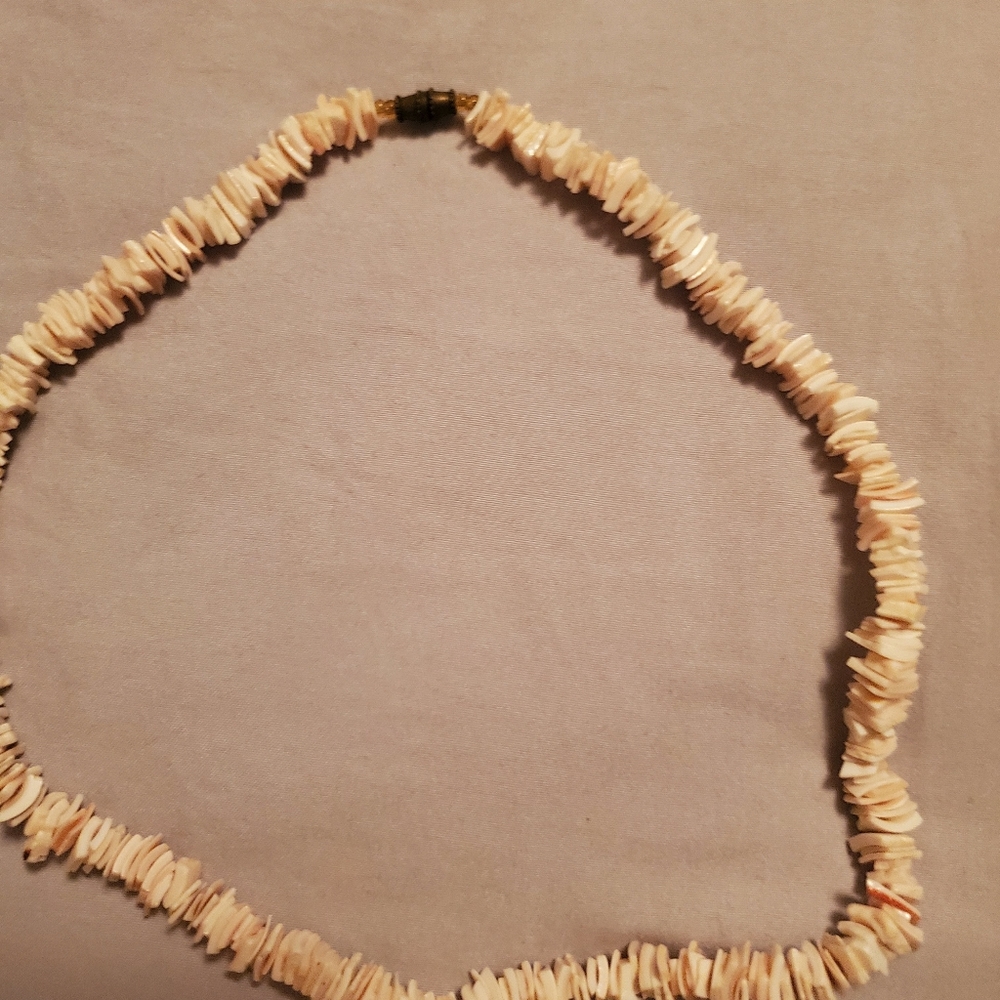Shell necklace